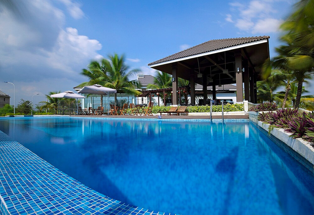 Hồ bơi Jamona Homes Resort