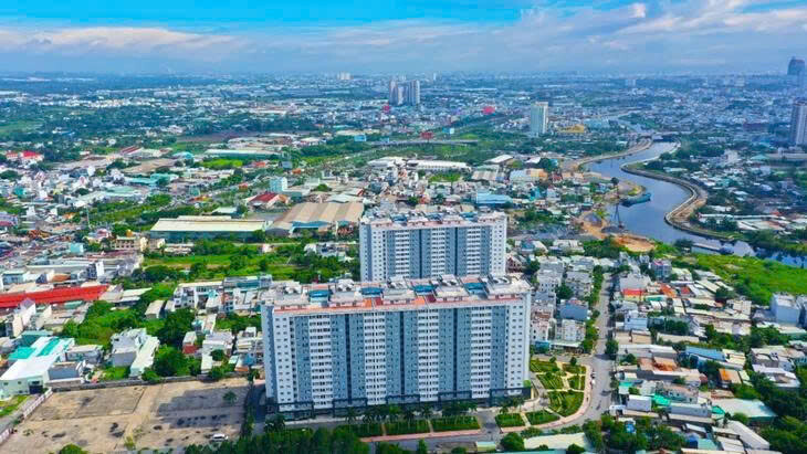 Trục giao thông xuyên suốt ven kênh dần thành hình (3)